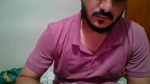 Snapshot of bighandsomesatisfy chatting on 03/05/25, 04:35 bighandsomesatisfy online show from 03/05/25, 04:35