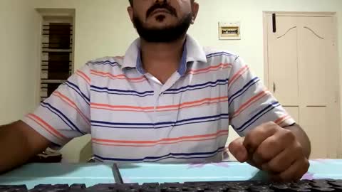 Snapshot of bighandsomesatisfy chatting on 03/12/25, 04:24 bighandsomesatisfy online show from 03/12/25, 04:24