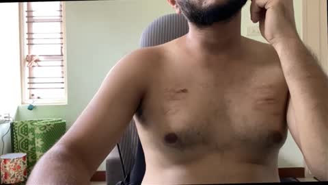 Snapshot of bighandsomesatisfy chatting on 09/09/25, 07:52 bighandsomesatisfy online show from 09/09/25, 07:52