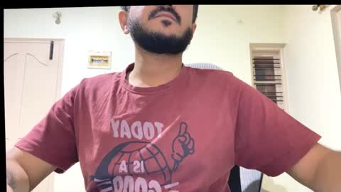 Snapshot of bighandsomesatisfy chatting on 09/28/25, 01:38 bighandsomesatisfy online show from 09/28/25, 01:38