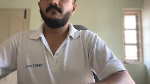 Snapshot of bighandsomesatisfy chatting on 10/13/25, 11:10 bighandsomesatisfy online show from 10/13/25, 11:10