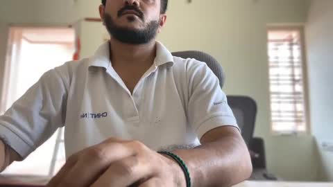 Snapshot of bighandsomesatisfy chatting on 10/26/25, 10:10 bighandsomesatisfy online show from 10/26/25, 10:10