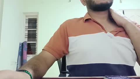 bighandsomesatisfy online show from 11/04/25, 06:18