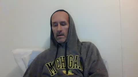 Snapshot of bighugemouthful chatting on 02/16/25, 04:09 Chaz online show from 02/16/25, 04:09