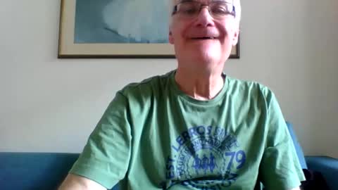 Snapshot of bigincherhot chatting on 05/19/26, 10:10 bigincherhot online show from 05/19/26, 10:10