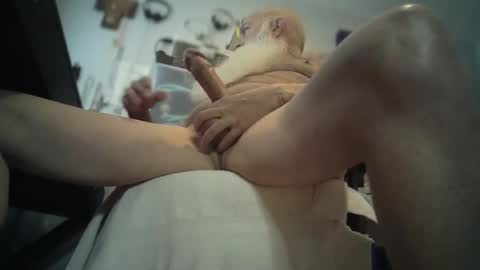 Snapshot of bigjeff01 chatting on 11/14/25, 02:49 bigjeff01 online show from 11/14/25, 02:49