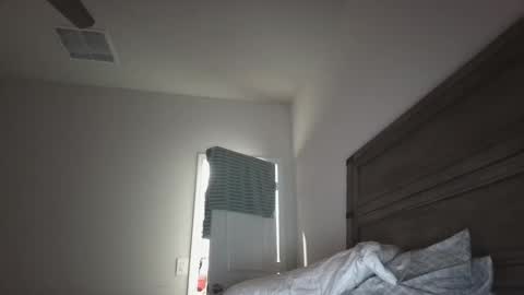 bigjraw2487 online show from 10/29/25, 05:42