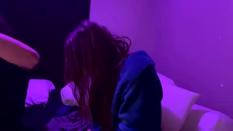 Bigkitties online show from 02/11/25, 09:42