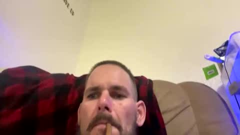 Snapshot of bigkurt92 chatting on 02/28/25, 07:05 bigkurt92 online show from 02/28/25, 07:05