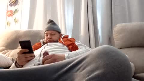 biglk324645168 online show from 02/19/25, 04:22