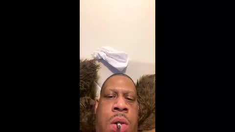 Snapshot of bigmama05011990 chatting on 03/22/26, 09:34 bigmama05011990 online show from 03/22/26, 09:34