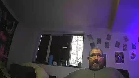 bigman42of0rlife online show from 10/10/25, 11:37