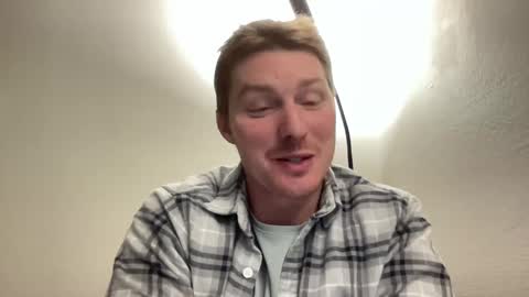 Snapshot of bigmcr1 chatting on 12/24/24, 04:22 Nick Barker online show from 12/24/24, 04:22