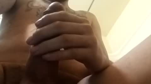 bigmike42005 online show from 12/31/24, 07:53