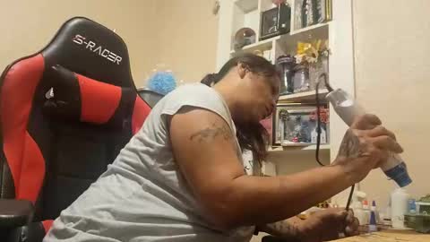 the Mini mami online show from 02/16/25, 05:59