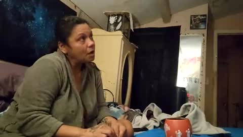 the Mini mami online show from 03/04/25, 08:46