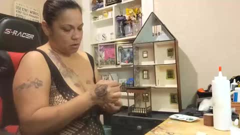 the Mini mami online show from 03/07/25, 02:15