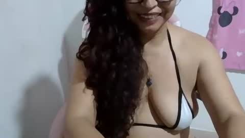 bigpussylipshot47latin online show from 01/12/26, 04:50