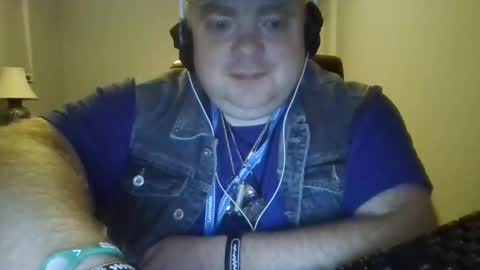 Snapshot of bigred_nyc chatting on 02/27/25, 09:43 Big Red online show from 02/27/25, 09:43