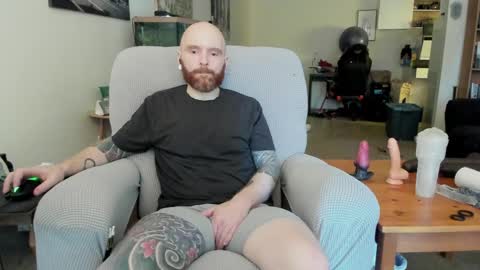 Snapshot of bigseanxoxo chatting on 04/16/26, 05:36 Sean pronounced Shon online show from 04/16/26, 05:36