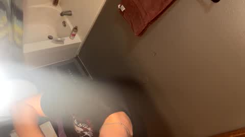 bigskinnyboyshh online show from 12/03/25, 06:21