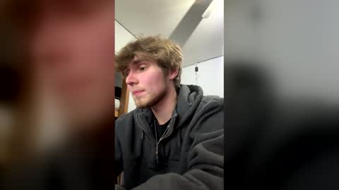 bigskinnyboyshh online show from 12/18/25, 11:44