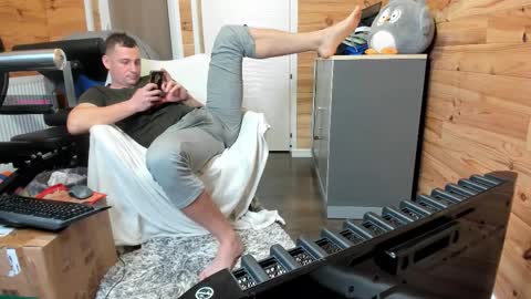 bigsshark online show from 12/03/25, 08:51