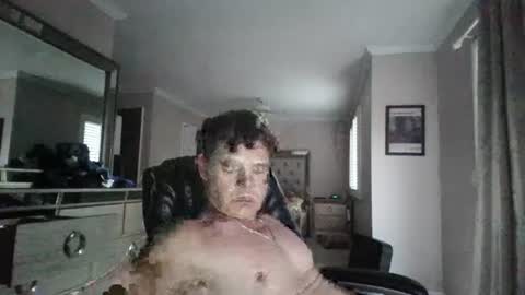 Snapshot of bigsteve24cm chatting on 06/27/26, 10:31 bigsteve24cm online show from 06/27/26, 10:31