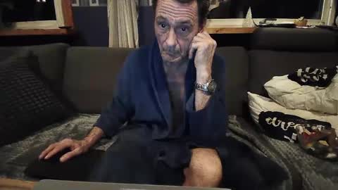 bigswe1 online show from 02/15/25, 04:36