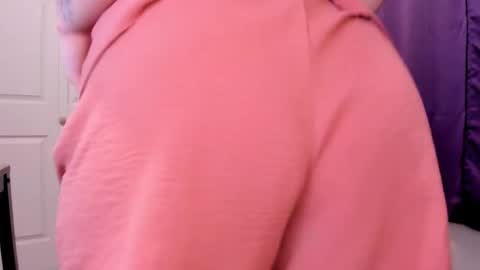  Nubia  online show from 01/17/25, 11:17