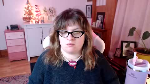 Morgan Lafeuille online show from 12/19/24, 12:02