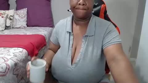 Lona online show from 03/16/26, 04:18