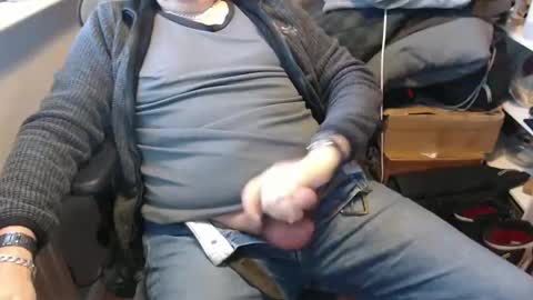 bigtone2_1968 online show from 11/27/25, 08:27