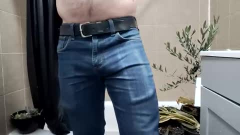 bigtopcircus online show from 12/22/25, 03:47