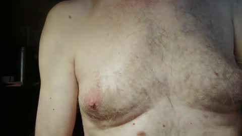 Snapshot of bigukphallus chatting on 05/19/26, 09:32 bigukphallus online show from 05/19/26, 09:32