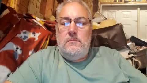 Biguy52 online show from 10/05/25, 05:17