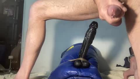 Snapshot of biguywithtoys chatting on 03/04/25, 08:49 biguywithtoys online show from 03/04/25, 08:49