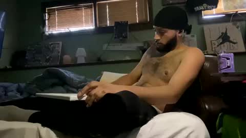 Snapshot of bigwalkdog12 chatting on 12/09/24, 05:19 Floppyphallus online show from 12/09/24, 05:19