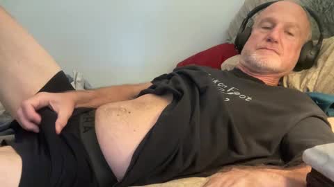 Bigwebone online show from 09/29/25, 08:46