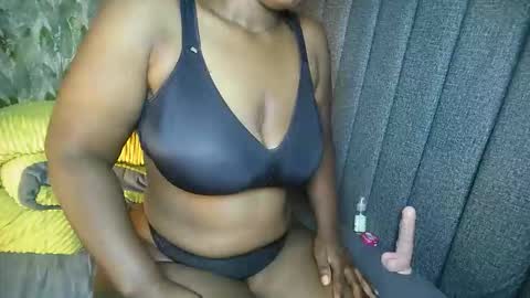 Snapshot of bigyybigy chatting on 03/02/26, 04:58 bigyybigy online show from 03/02/26, 04:58