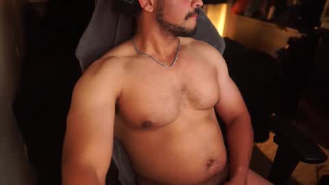 Valleyguy818 online show from 10/22/25, 05:41