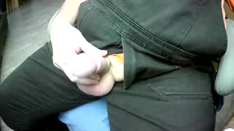 bikeman17 online show from 12/23/25, 10:24