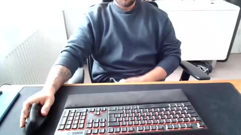 biker4ever90 online show from 11/11/25, 09:53