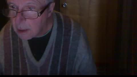 Snapshot of bill_25061 chatting on 01/04/25, 06:30 bill_25061 online show from 01/04/25, 06:30