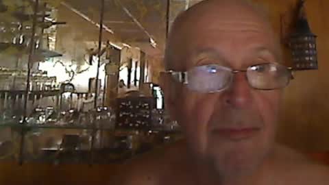 Snapshot of bill_25061 chatting on 10/06/25, 01:30 bill_25061 online show from 10/06/25, 01:30