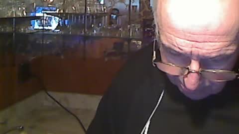 Snapshot of bill_25061 chatting on 11/10/25, 05:56 bill_25061 online show from 11/10/25, 05:56