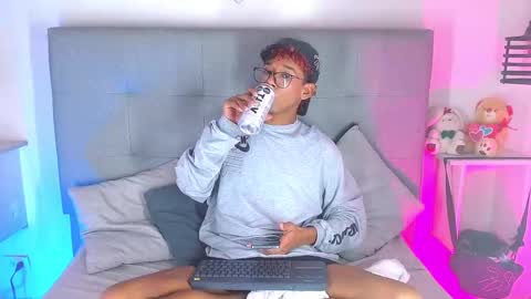 Snapshot of billie_turner_ chatting on 09/29/25, 07:35 B-I-L-L-I-E 3 online show from 09/29/25, 07:35