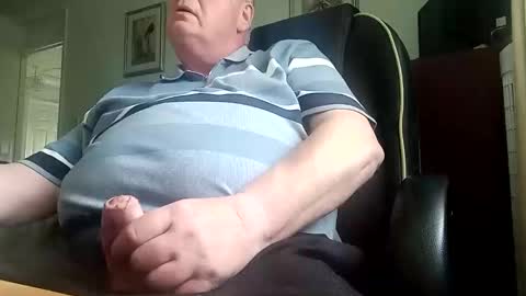 Snapshot of billlllllyb chatting on 05/20/26, 01:50 billlllllyb online show from 05/20/26, 01:50