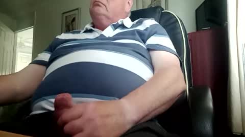 Snapshot of billlllllyb chatting on 06/05/26, 03:29 billlllllyb online show from 06/05/26, 03:29