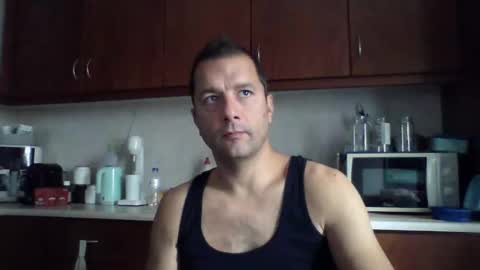 Snapshot of billos26 chatting on 10/07/25, 08:00 billys greece online show from 10/07/25, 08:00